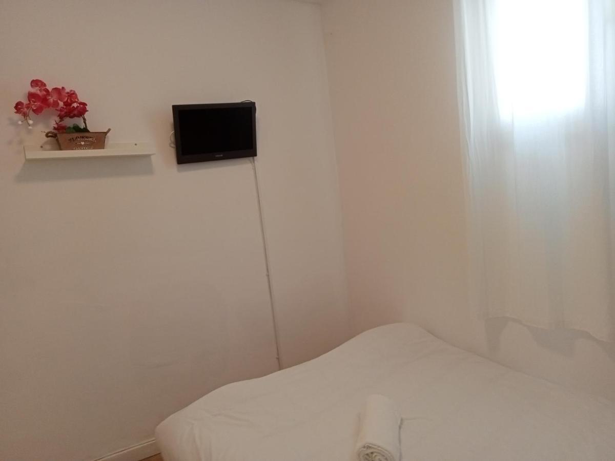 Sylhet Bnb Lisbon Luaran gambar
