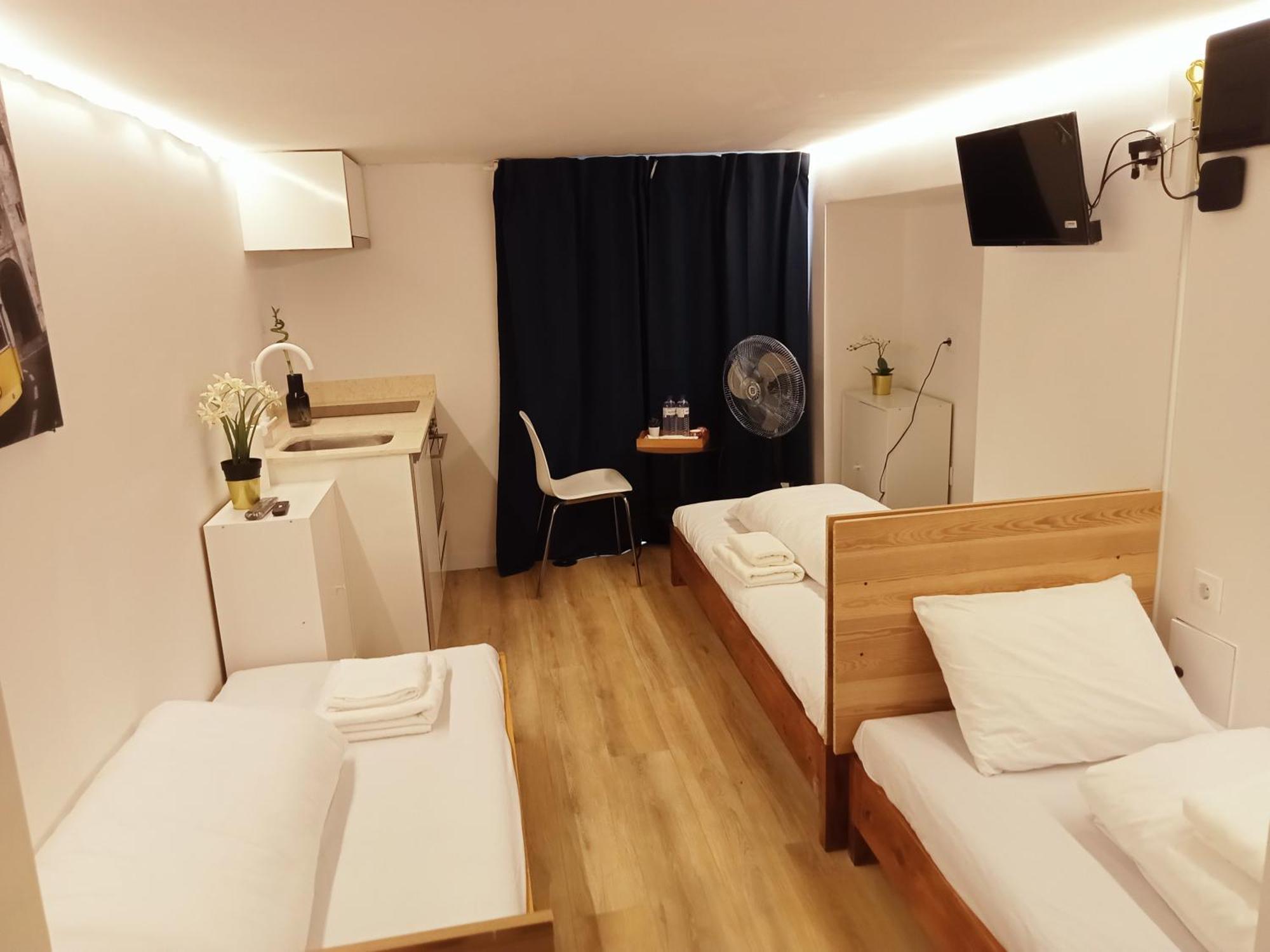 Sylhet Bnb Lisbon Luaran gambar